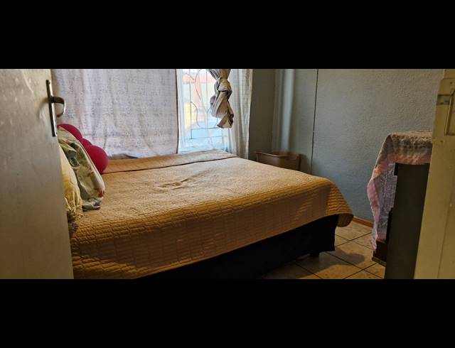 3 BEDROOM HOUSE FOR SALE IN MAHUBE VALLEY